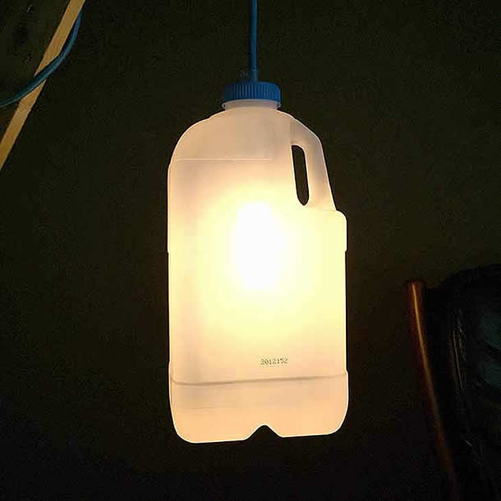 GilbertsDesign_MilkLantern_Lamp_04 MilkLantern: upcycle milk cartons lamp by Gilbert de Rooij