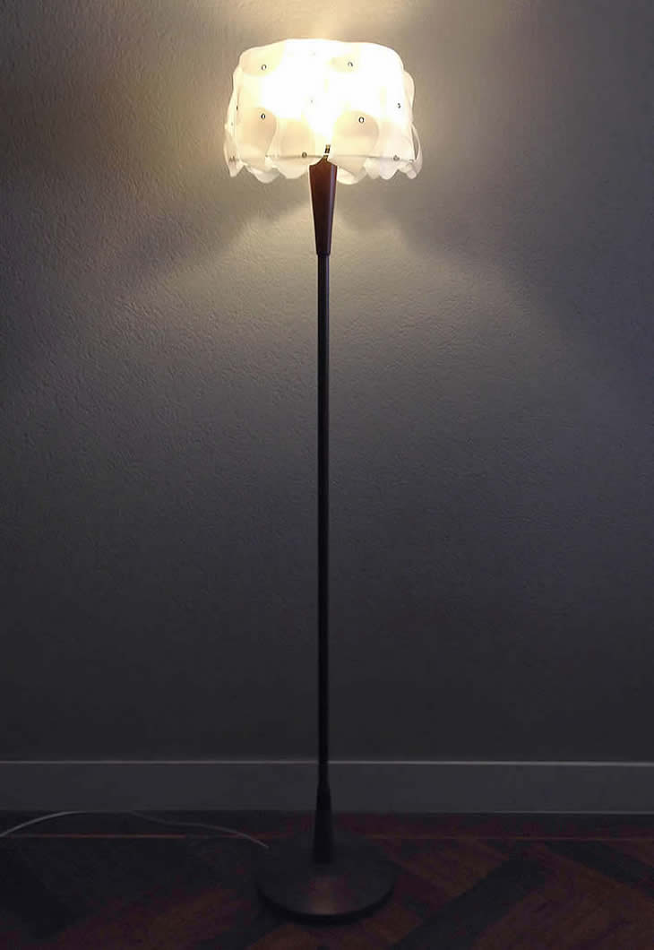 GilbertsDesign_MilkTurban_Lamp_07 MilkTurban: upcycle milk cartons lampshade by Gilbert de Rooij
